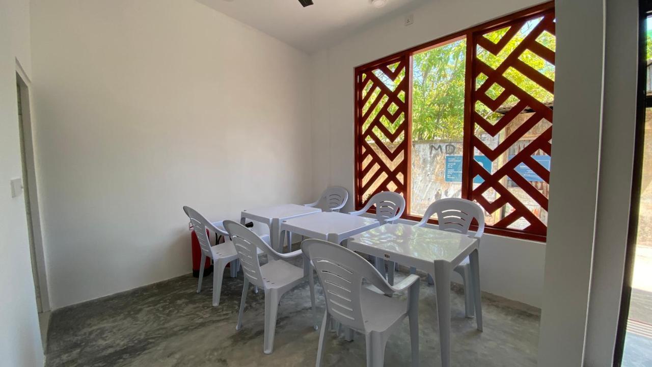 Raalhu Dhangethi住宿加早餐旅馆 外观 照片