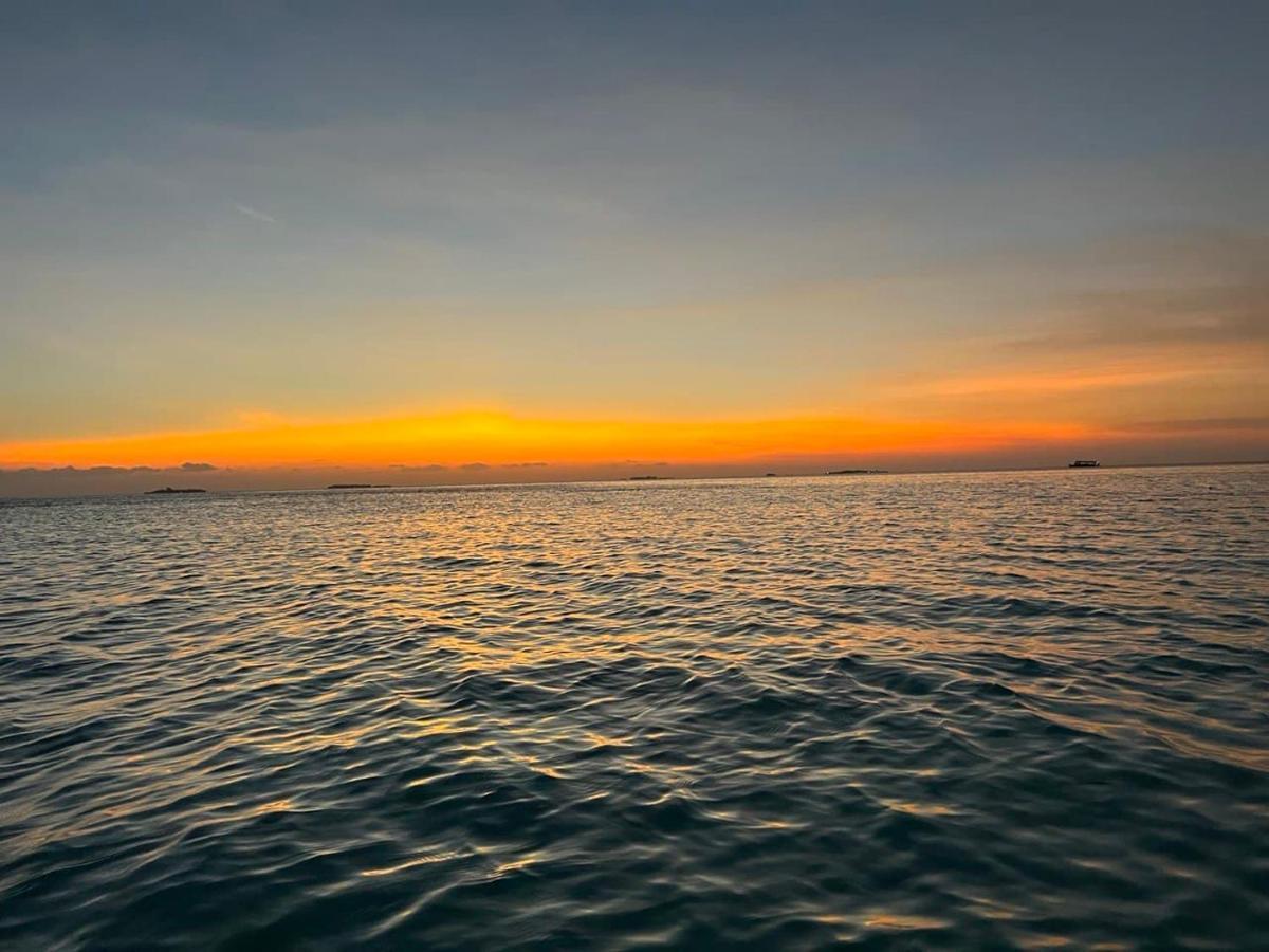Raalhu Dhangethi住宿加早餐旅馆 外观 照片